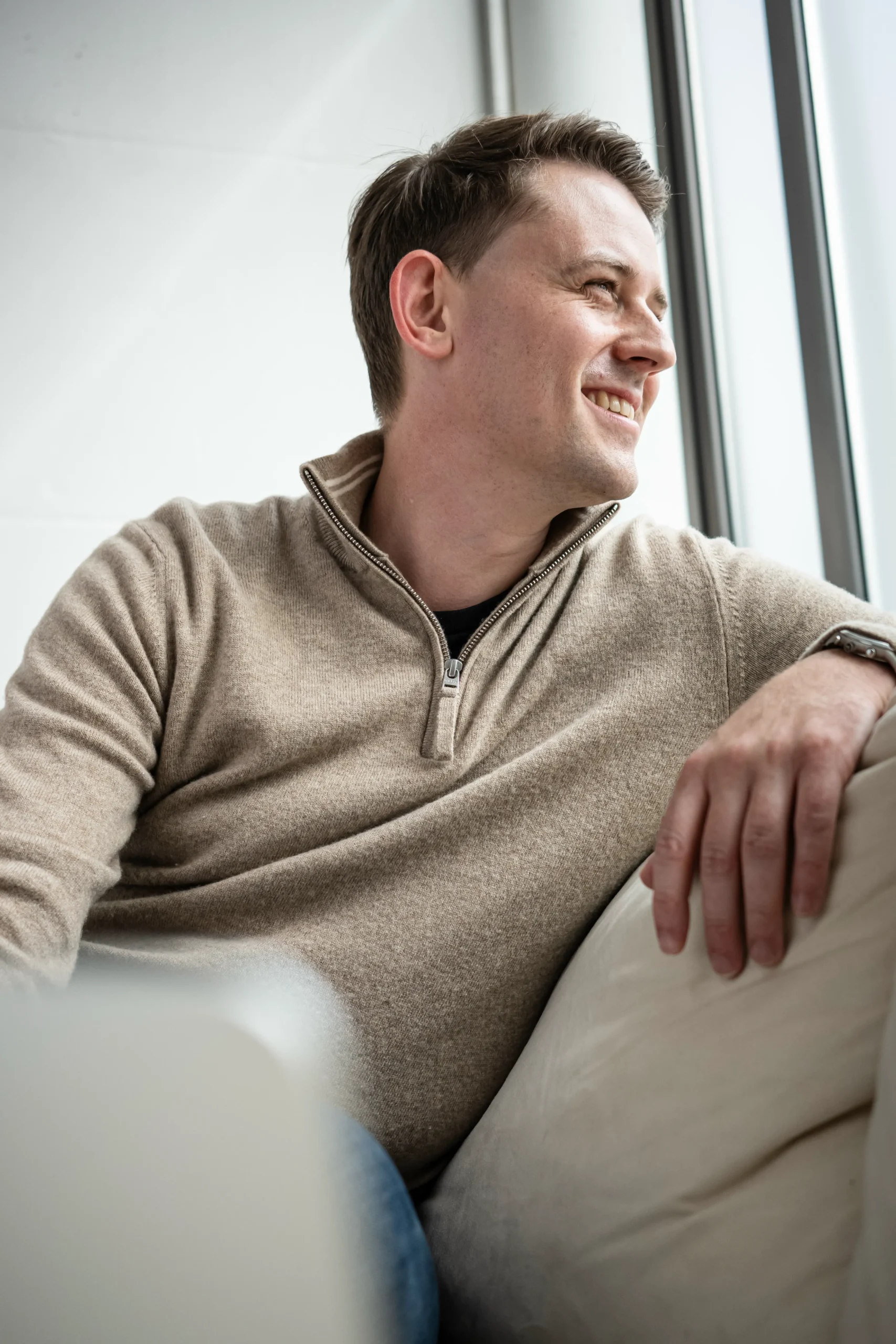 Felix, Gründer von Happy Hyperlink, bietet Webseiten für Unternehmen, Selbständige, Gründer und Vereine in ganz Deutschland an.