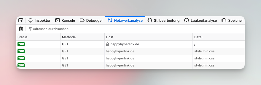 Screenshots eines Netzwerkscans von Happyhyperlink.de